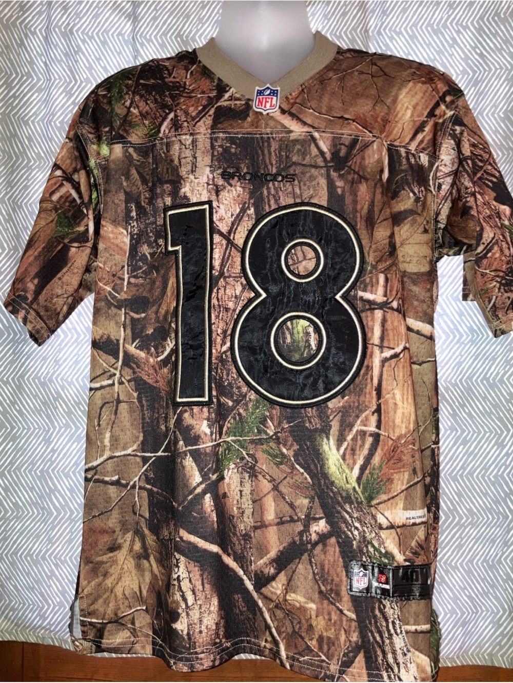 Broncos NFL Camouflage Jersey Peyton Manning #18 Adult Size Medium